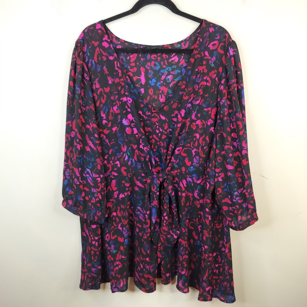 Torrid Blouse 5X Spotted Leopard Print Pink Black Twist Front Tunic